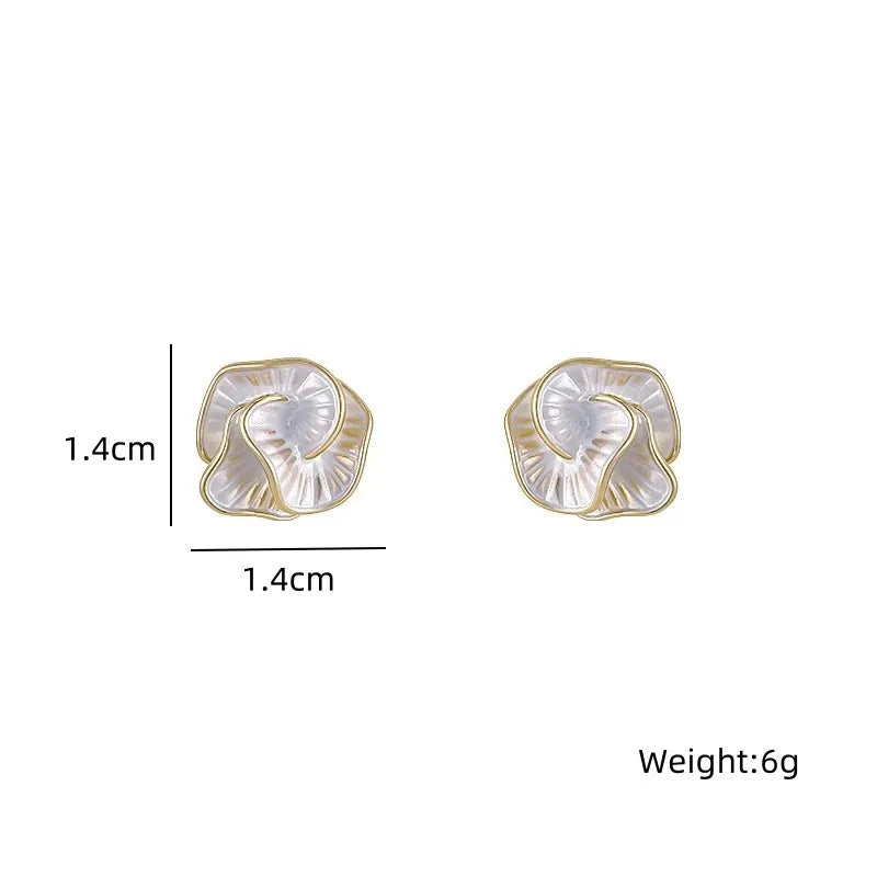 White Enamel Flower Stud Earrings:
- Style: Folded Unique Design
- Material: Multi-layers Floral
- For: Women
- Year:2024 New